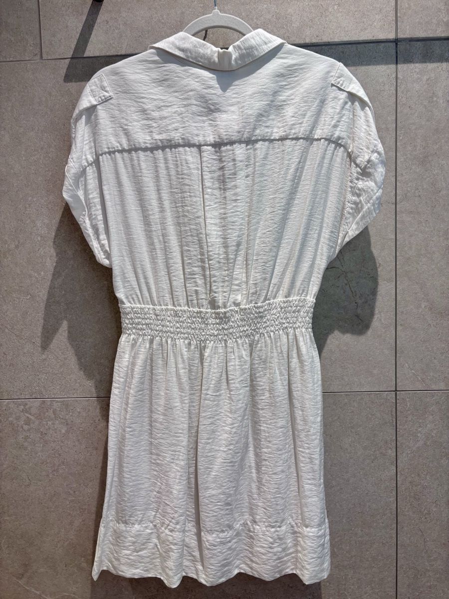 Sandro Robes: Sandro Kleid Weiss Grösse 36 – Neuf (Voir description) à Zollikon par pitpat02 8