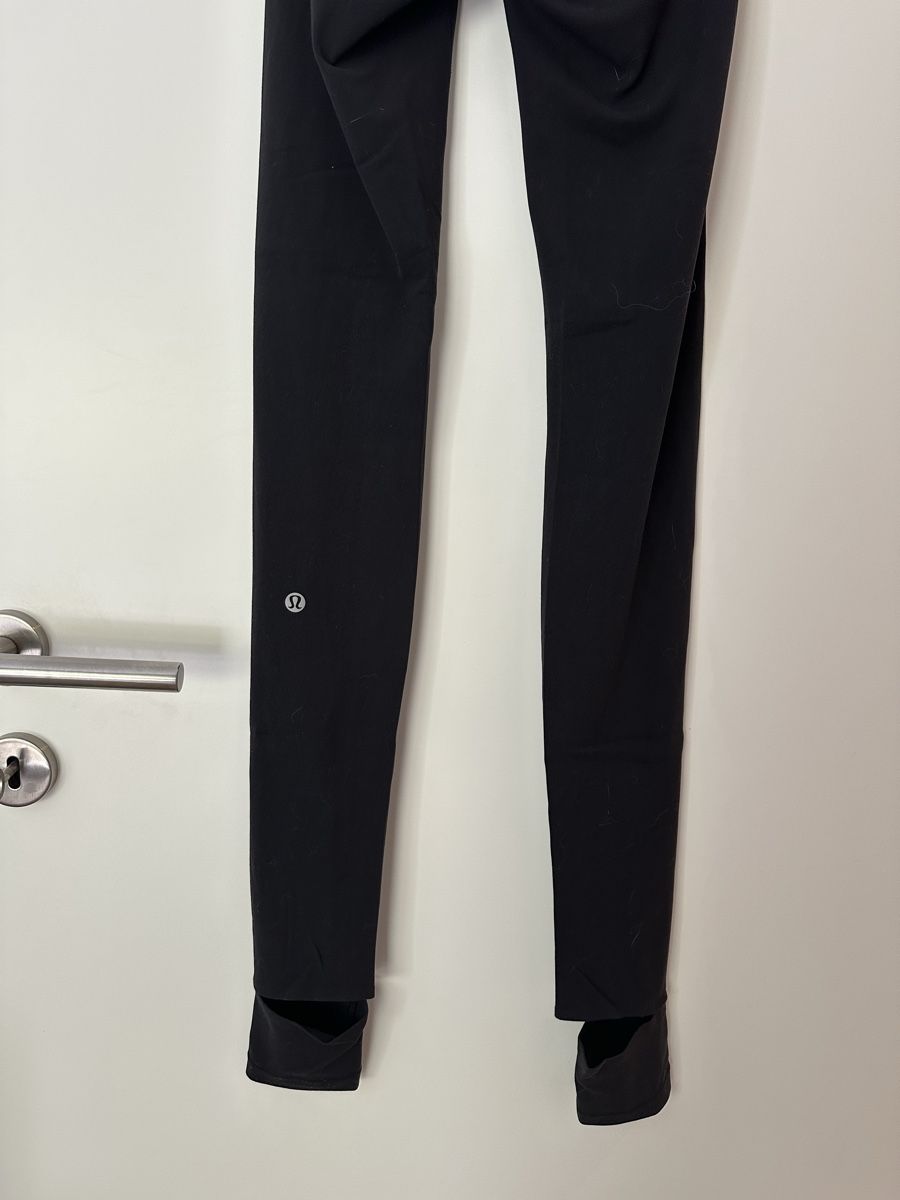Lululemon Leggings: lululemon footed leggings size 2/eu34 – Nuovo (secondo la descrizione) da bözberg venduto da amy_7wz8 3