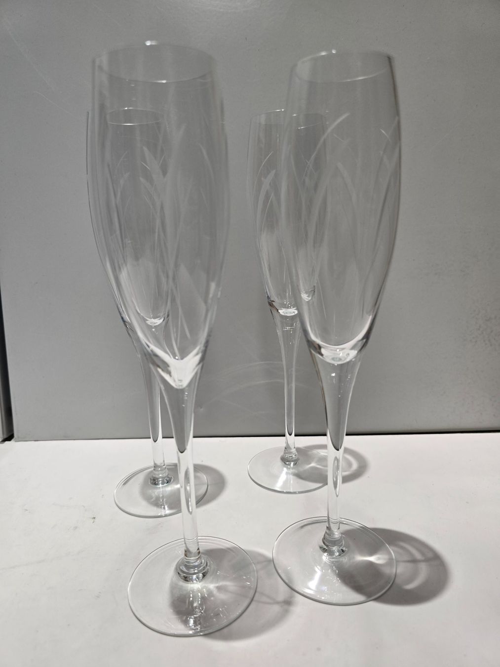 Bicchieri: 4 elegante Vintage Sektkelche mit Wirbeldesign – Usato da Zofingen venduto da Loop_ReSale 5