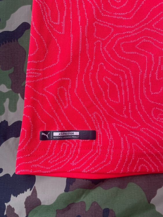 Puma Maillots de corps & Pantalons: 2018 Switzerland Puma Jersey World Cup Sz M – D'occasion à Lausanne par le_souk 3
