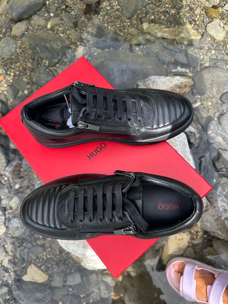 Hugo Boss Herrenschuhe: Scarpe da ginnastica HUGO da uomo nere – Neu und originalverpackt aus Vacallo von lac_2z26 2