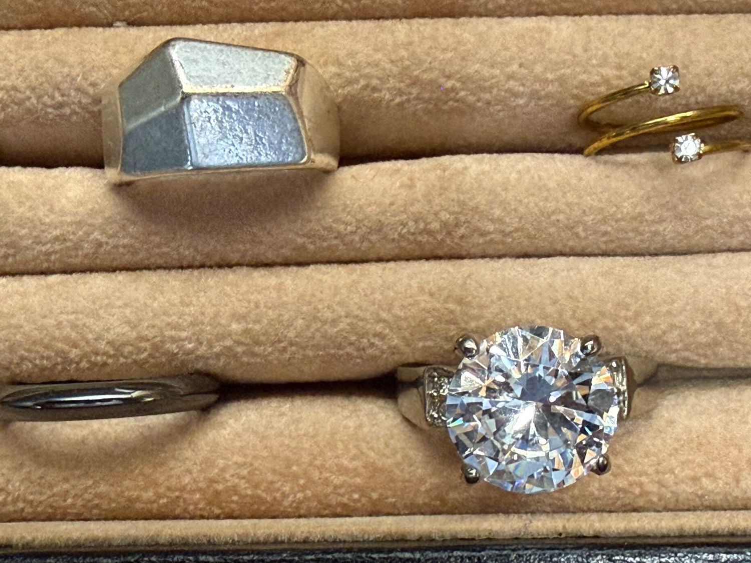 Anelli: 6 RINGE MODESCHMUCK – Usato da Matzingen venduto da Puhbaerli 3