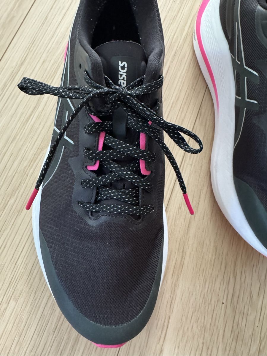 Asics Scarpe da donna: Asics GT-2000 Schuhe gr 40,5 – Usato da Bünzen venduto da Magdalena.K 1