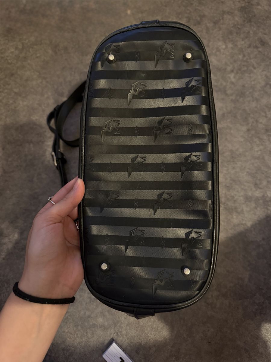 Maison Mollerus Sacs femmes: Mollerus Beuteltasche Niesen – D'occasion à Uerikon par _Angi. 1