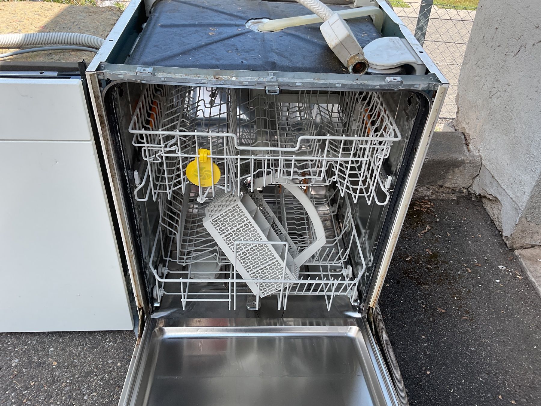 Miele Machines à laver la vaisselle: Miele Geschirrspüler  - 60 cm – D'occasion à Uster par Hotelliquidation 2