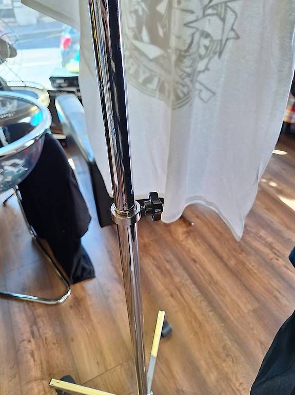 Garderobe: Stender ou porte habit  – Gebraucht aus Pully von cz39ans 2
