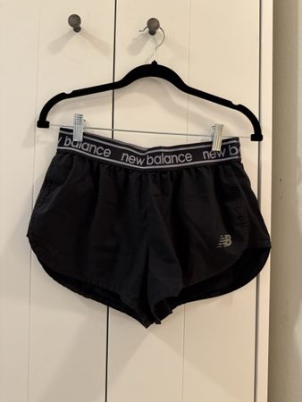 New balance shorts S