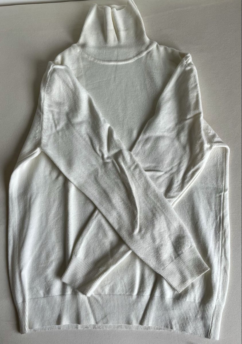 Maglioni & Felpe: Weisser Rollkragenpullover, neuwertig, Grösse M – Nuovo (secondo la descrizione) da Oberengstringen venduto da ale_g567