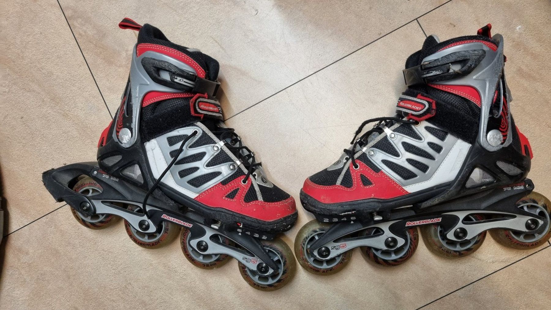 Pattini in linea & Pattini a rotelle: Rollerblade – Usato da Lyss venduto da Kuse999