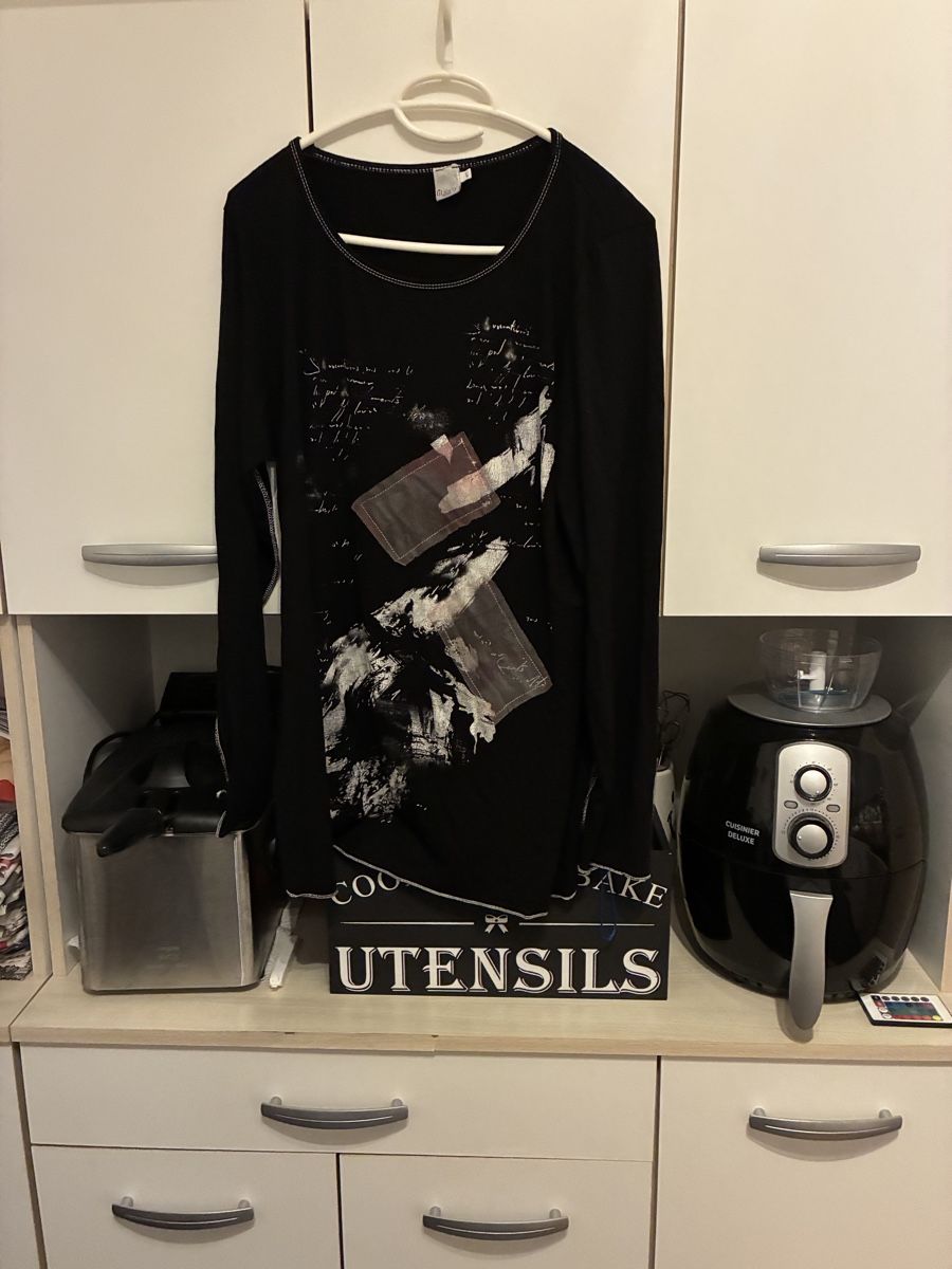 T-shirt: Langarm T-Shirt – Usato da Ostermundigen venduto da Didi-Mader