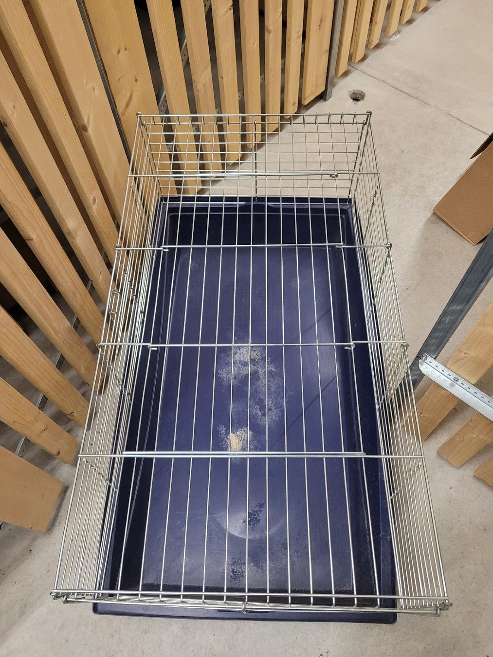 Gabbie, trasporto & Sicurezza: Kleintierkaefig mit blauer Schale gebraucht – Usato da Basel venduto da bge_5krp