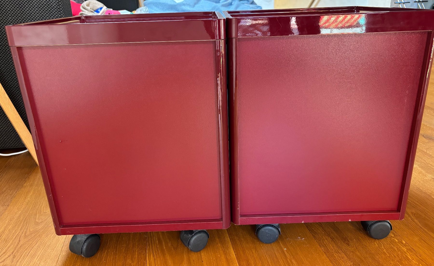 Ikea Cassettiere: 2-er Set Ablagetisch auf Rollen – Usato da Stallikon venduto da Rsiri 3