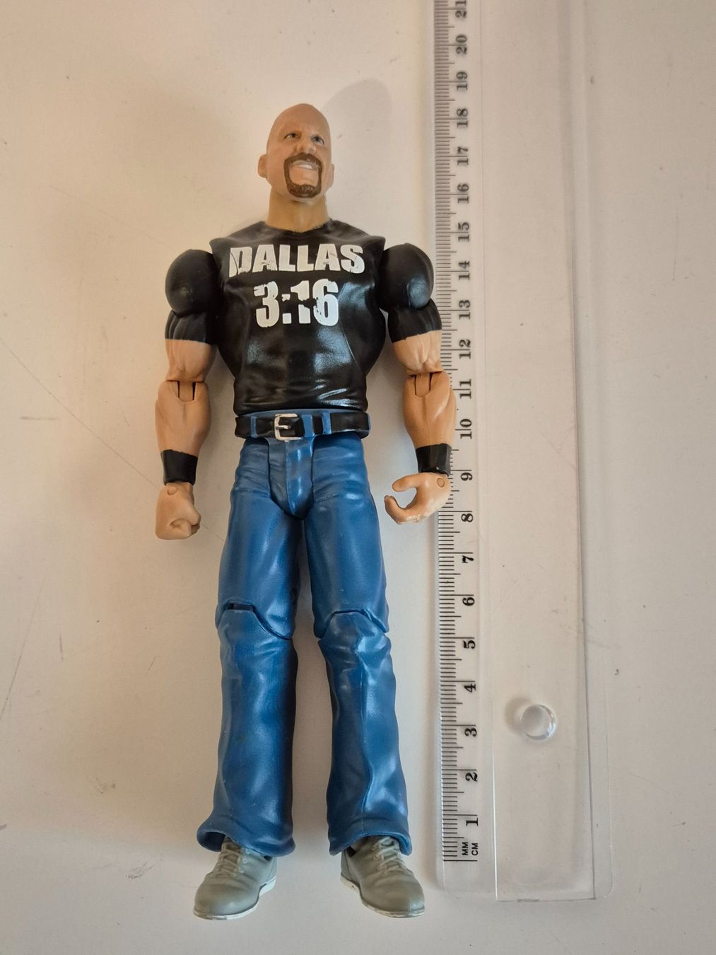 WWE Statuette: WWE Basic Series 29 Stone Cold Steve Austin 2011 – Usato da Buchs SG venduto da Bray_Law 4