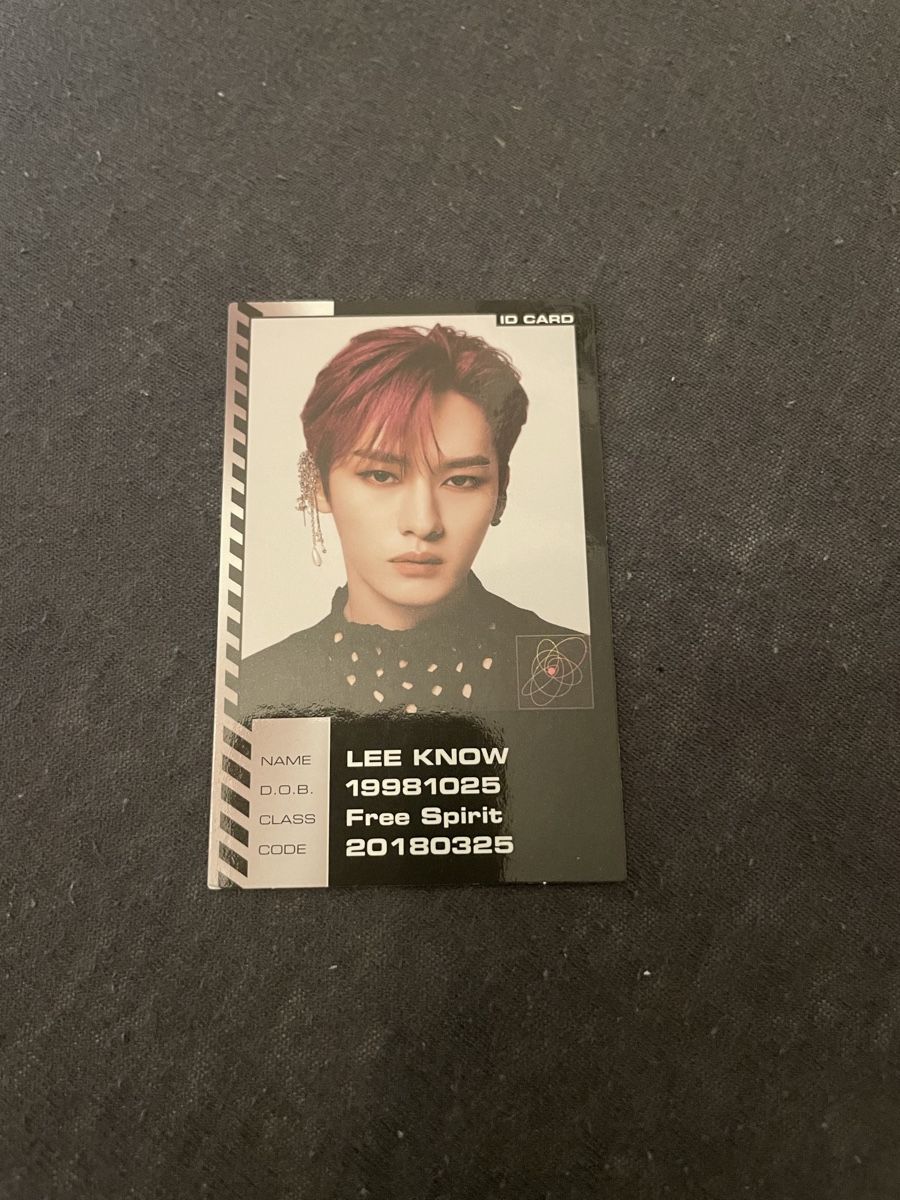 Sammelbilder & Trading cards: STRAY KIDS - Lee Know – Neu (gemäss Beschreibung) aus Uster von ali_mp6n