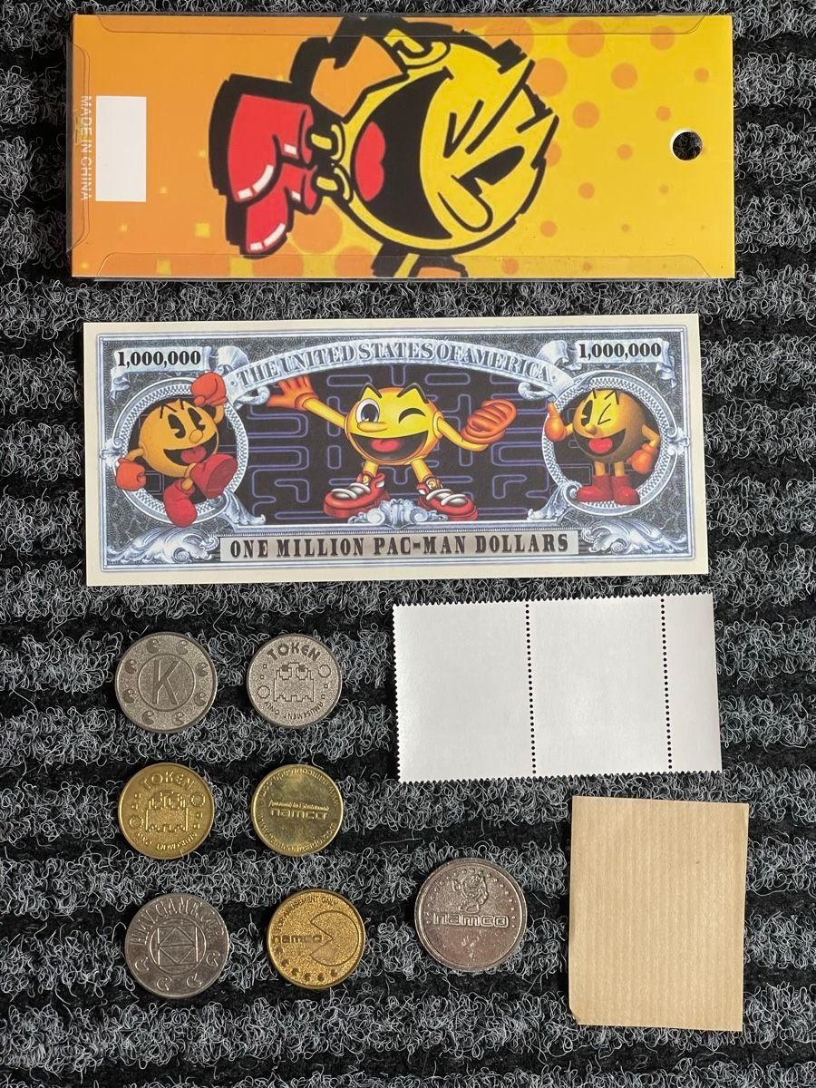 Spiele: Pac-Man Sammlung Set - Münzen - Briefmarken - Pin – Gebraucht aus Aesch BL von CollectorsBest 1
