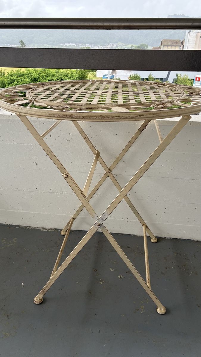 Set di tavolo e panche: Gartenset Tisch & 2 Stühle weiss, klappbar – Usato da Dagmersellen venduto da Nina1234 2