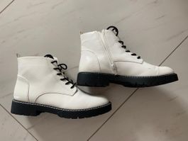 Boots Graceland