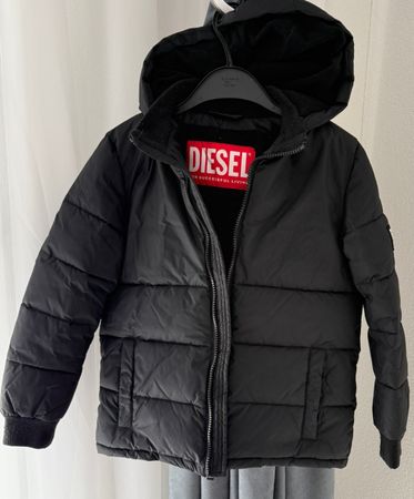 Diesel Winterjacke, Grösse 128, Schwarz, Top Zustand!