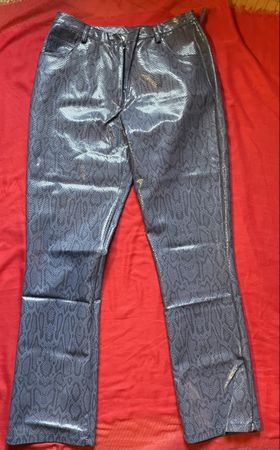 Coole Hose 🎊 im Schlangen Look Gr. 38/40