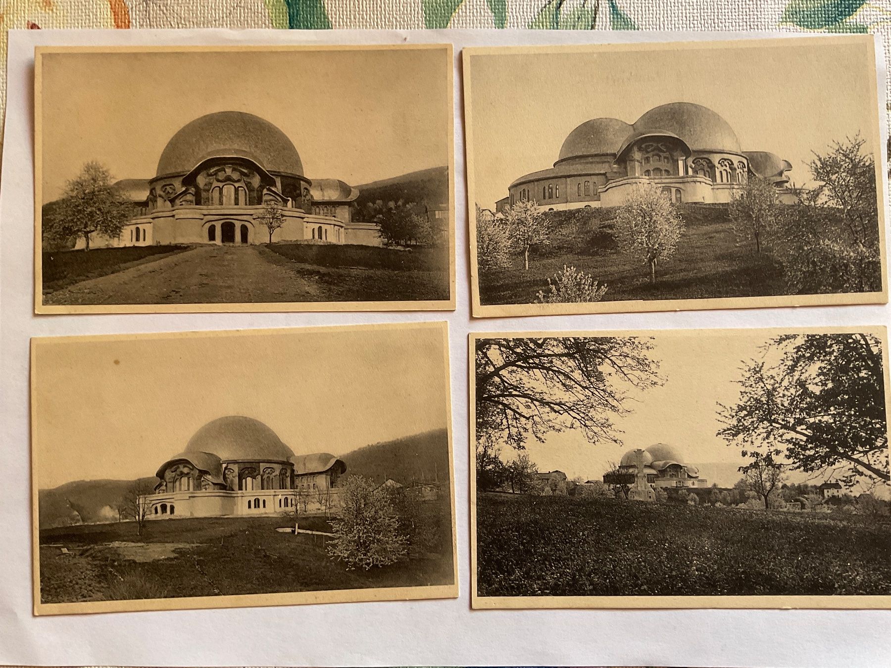 Cartoline postali: Set 8 Ansichtskarten Goetheanum Dornach, 1920 – Usato da Tecknau venduto da bleilaus