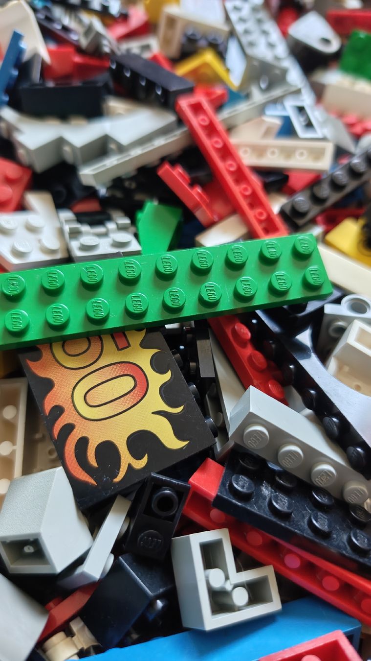 Lego Giocattoli: Lego "Schrott" ca. 1,9 Kilo – Usato da Effretikon venduto da Superkarin7 1