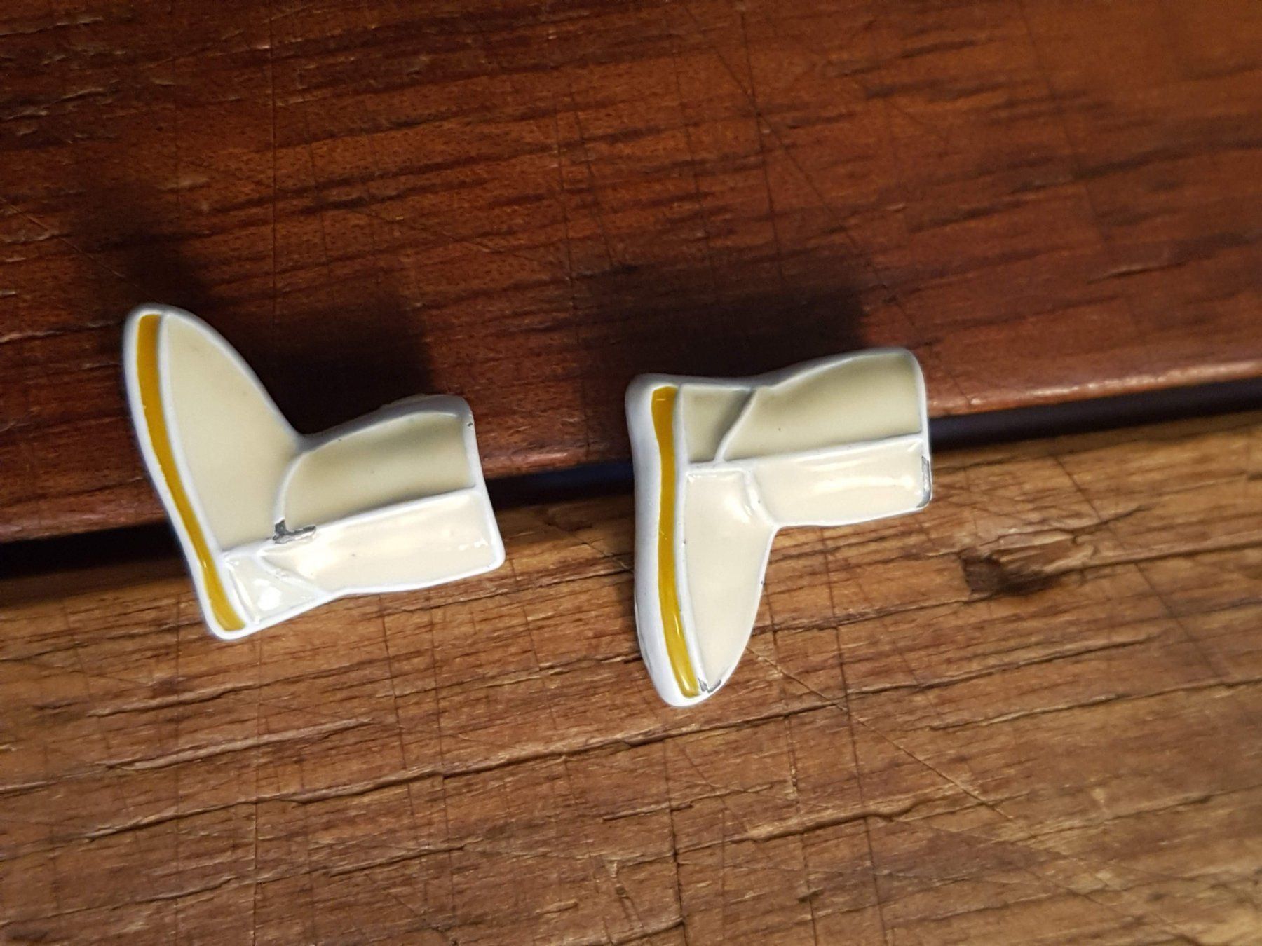 Boucles d'oreille: Ohrstecker Classic Boots à la Ugg – D'occasion à Ettingen par Maranathatalitha