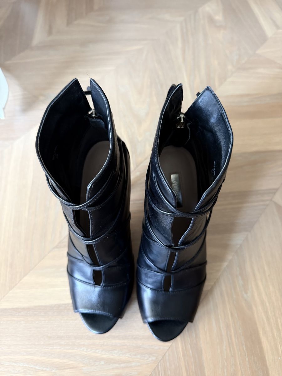 Guess Damenschuhe: Guess Leder Stiefeletten schwarz Groesse 37 – Gebraucht aus Luzern von avi_5cpl 4