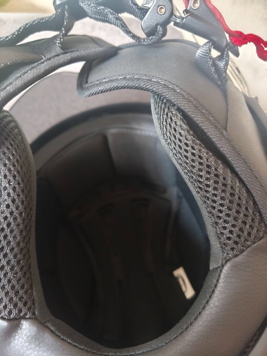 Caschi & visiere: Caberg Riviera V4 Motorcycle Helmet NEW – Nuovo (secondo la descrizione) da Dübendorf venduto da naj_szp5 1