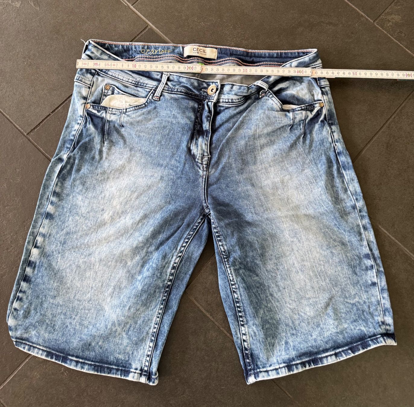 Cecil Jeans: Cecil Jeans-Shorts W34 – Gebraucht aus Balsthal von flu33 2