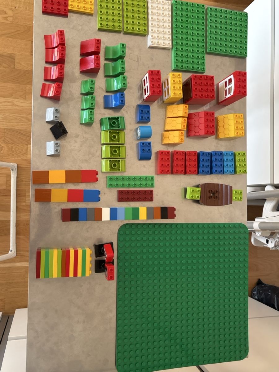 Lego Spielzeuge: Briques Duplo avec grand plateau  – Gebraucht aus Lausanne von pabernard