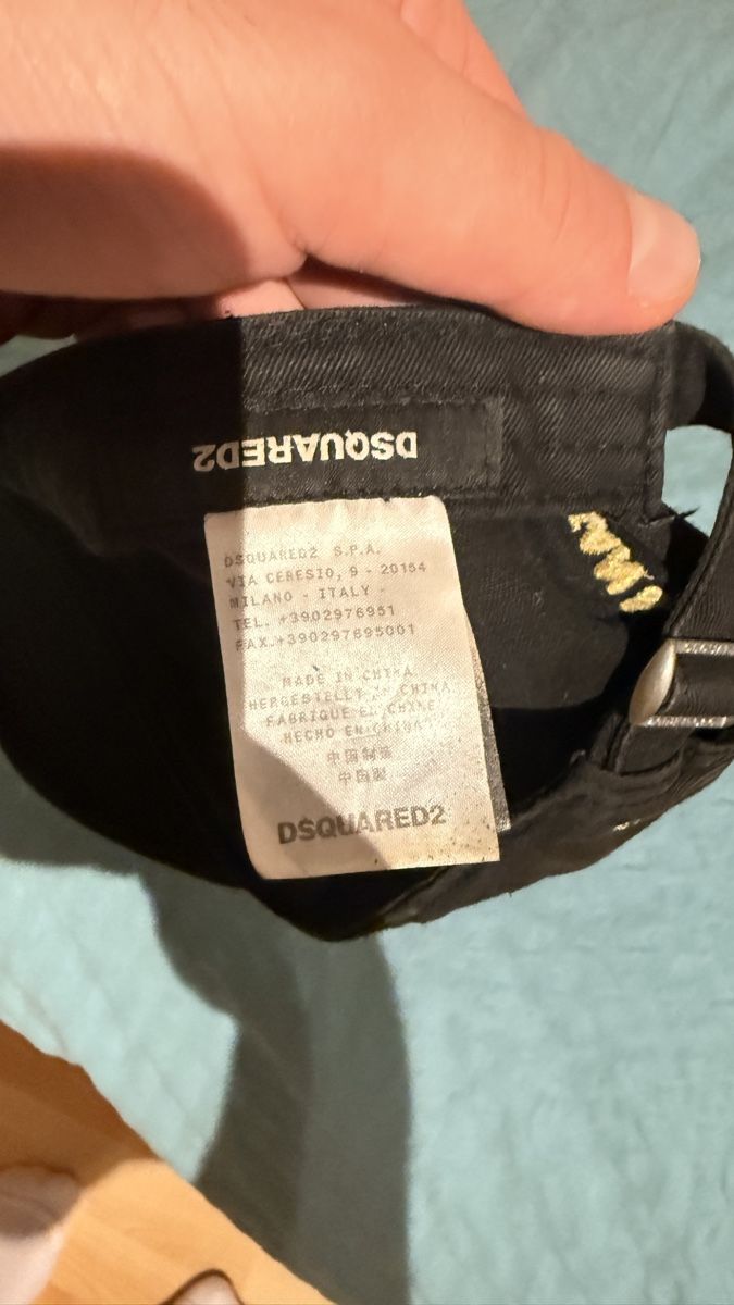 Dsquared2 Chapeaux, bonnets & casquettes: DSQUARED2 Cap schwarz gebraucht – D'occasion à Untersiggenthal par capodanilo6 2