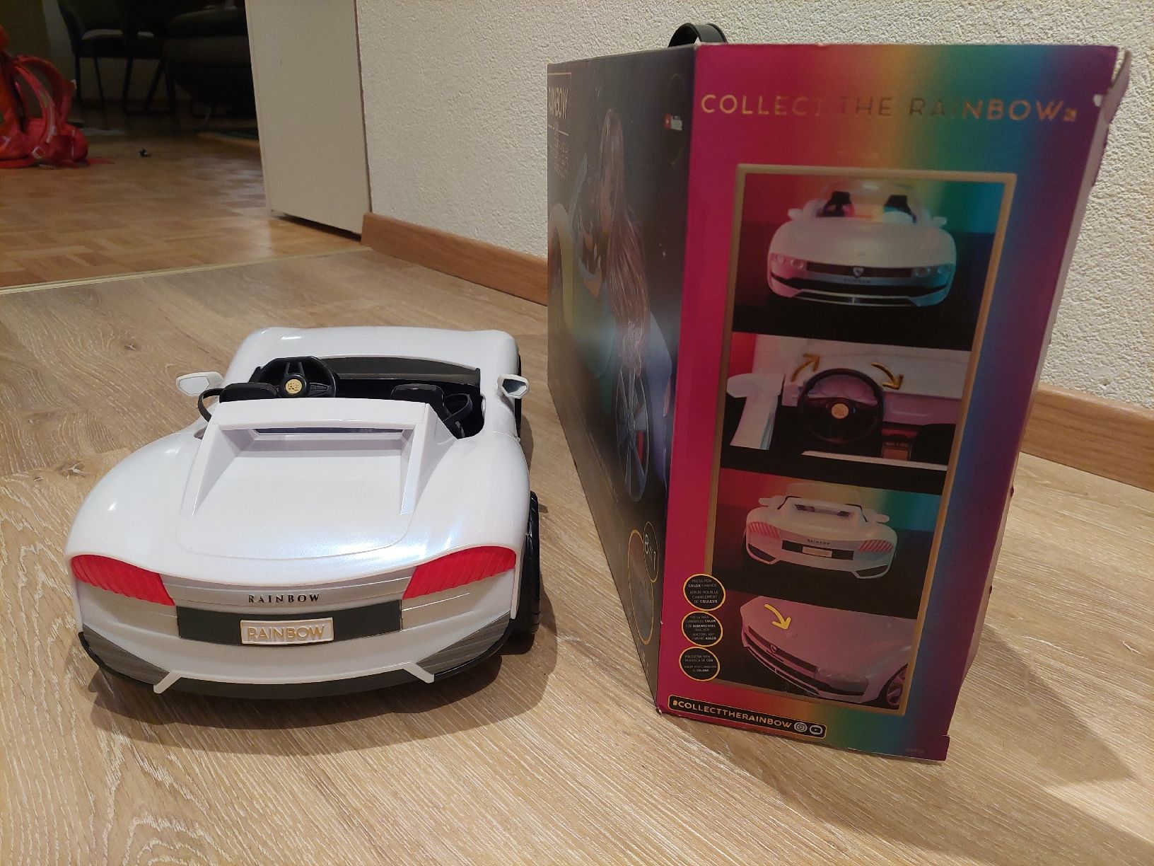 Giocattoli: Rainbow High Farbwechsel Auto, neuwertig – Nuovo (secondo la descrizione) da Flims Dorf venduto da Truemorish 3