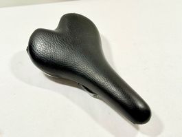 DUALITY F1 Leather Saddle Leder Sattel 315g / 2601