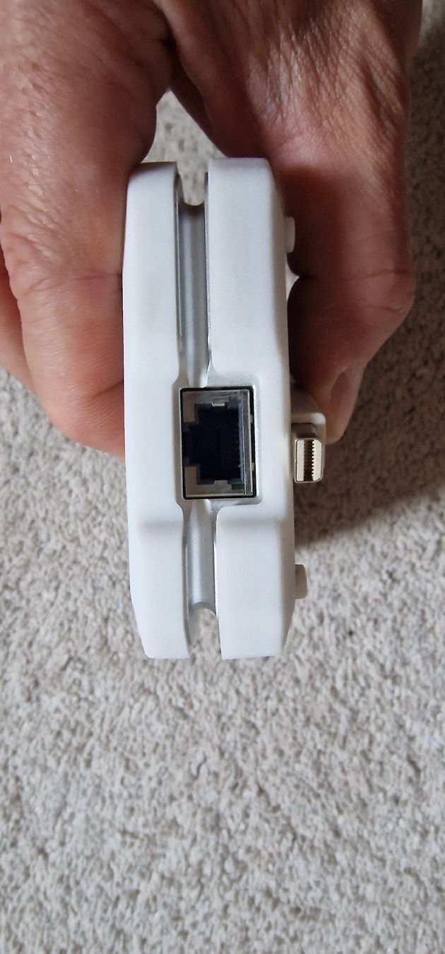 Laufwerke & Adapter: AKiTiO 10G Network Adapter – Gebraucht aus Gerlafingen von dulifuli 1