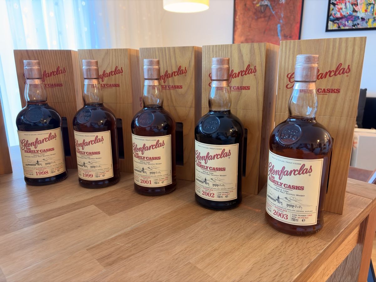 Glenfarclas Bevande alcoliche: Glenfarclas THE FAMILY CASKS – Nuovo e nell'imballaggio originale da St. Moritz venduto da cas_w97x 1