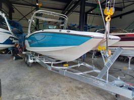 Stüssi 3500kg Wasserski Motorboorboot Trailer