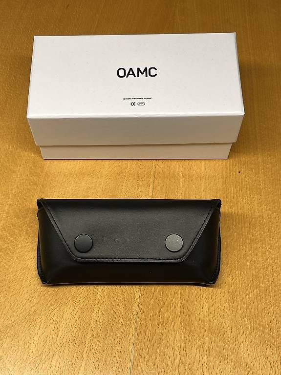 Altro in  Abbigliamento & Accessori: OAMC Brillenetui – Nuovo (secondo la descrizione) da Beckenried venduto da Chris_Miguel 2