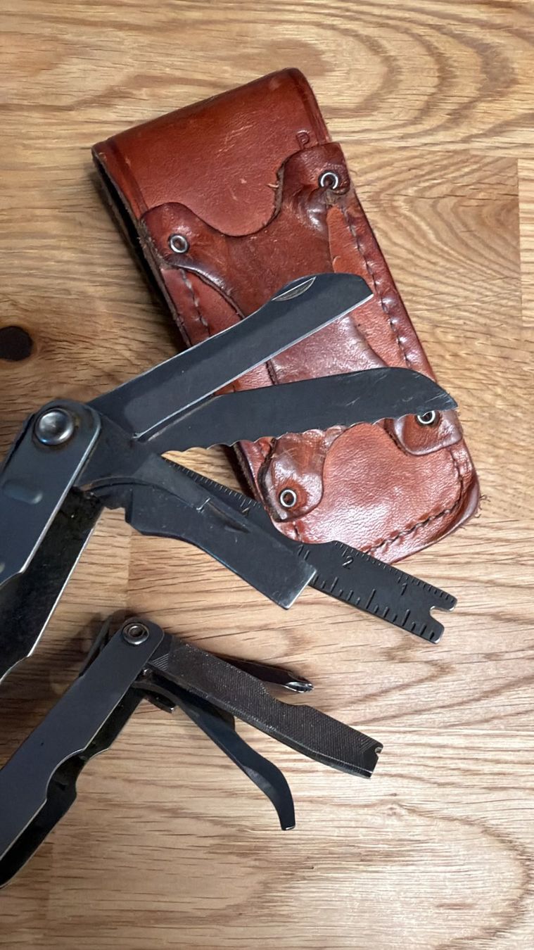 Alle Werkzeuge: SCHRADE  TOUCH USA MULTITOOL – Gebraucht aus Zürich von Frei-Occasionen 5