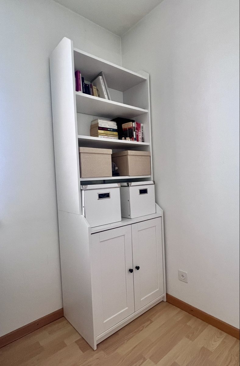 Ikea Étagères: Bookshelf / Cabinet – D'occasion à Oberengstringen par Hester_SH