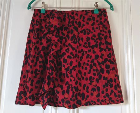 ZARA TRAFALUC : Jupe rouge leoprint 34-36