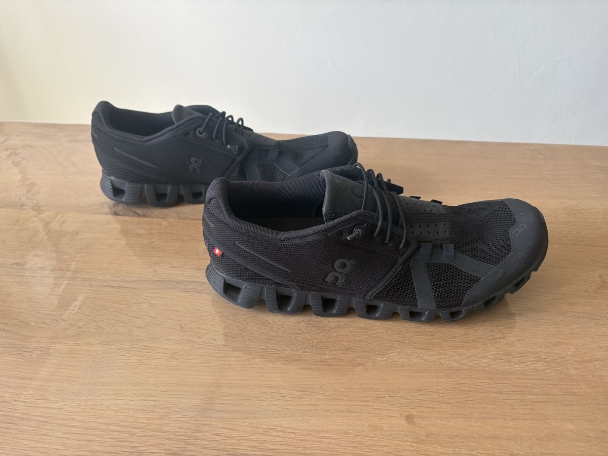On Scarpe da donna: Sneaker On Cloud Black Gr. 41 / W9.5 - Neu – Nuovo e nell'imballaggio originale da Würenlos venduto da angiie 1