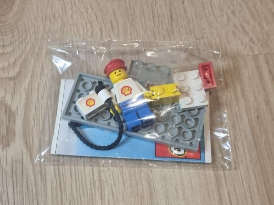 Lego Spielzeuge: Altes Lego-Set: Shell Gas Pump; N°601 – Gebraucht aus Sonceboz-Sombeval von  3