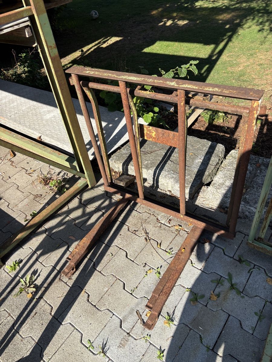 Pallets: Palettrahmen – Usato da Turbenthal venduto da inf_77rq