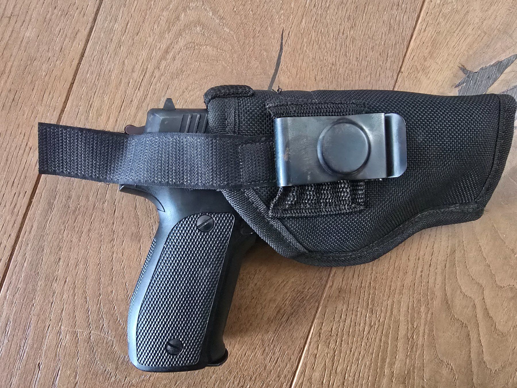 Tiro a segno: Pistolenholster – Usato da Buttikon SZ venduto da fedor02 1