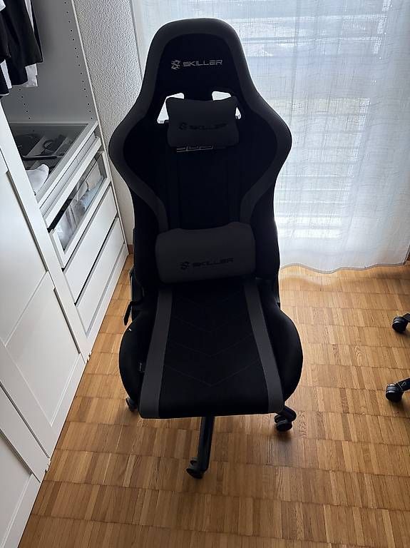 Sedie: Gaming-Stuhl zu verschenken – Usato da Hedingen venduto da Laventins 3