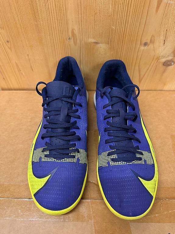 Herrenschuhe: Chaussures Nike Mercurial indoor ? pointure 42 – Gebraucht aus Genève von dre_gk92 1