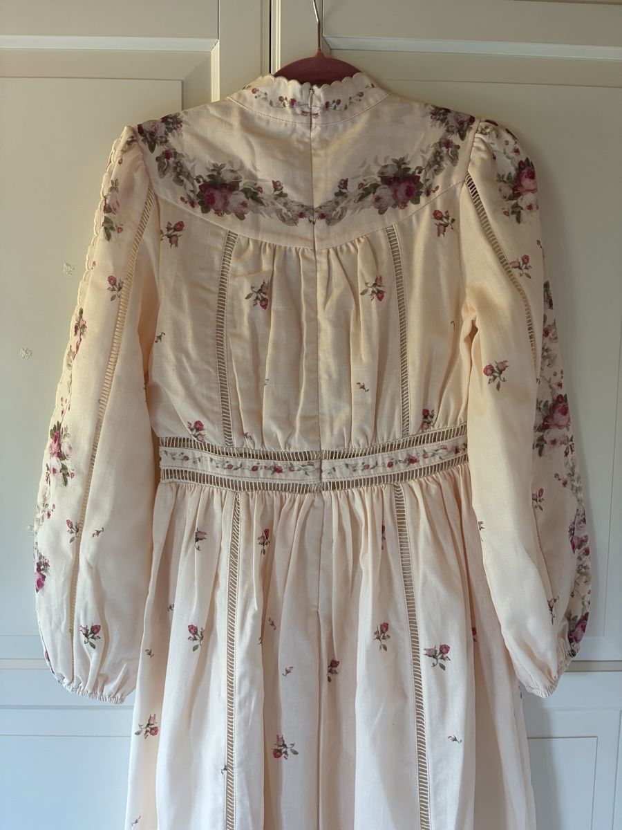 Vestiti: Floral Linen Blend Midi Dress – Nuovo (secondo la descrizione) da St.Josefen venduto da lop_lh8d 8
