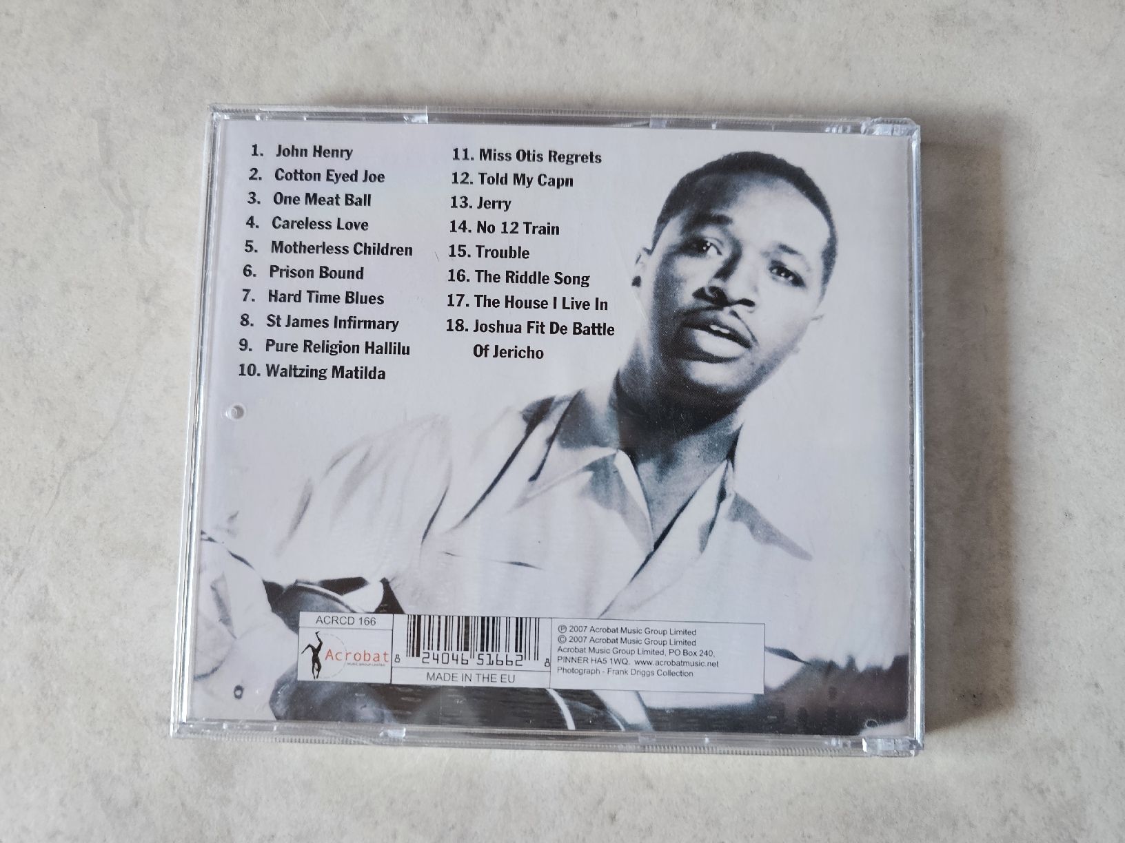 CD: Josh White  -  Blues & Ballads  /  Fabrikneu – Nuovo e nell'imballaggio originale da Schneisingen venduto da backstore24 1