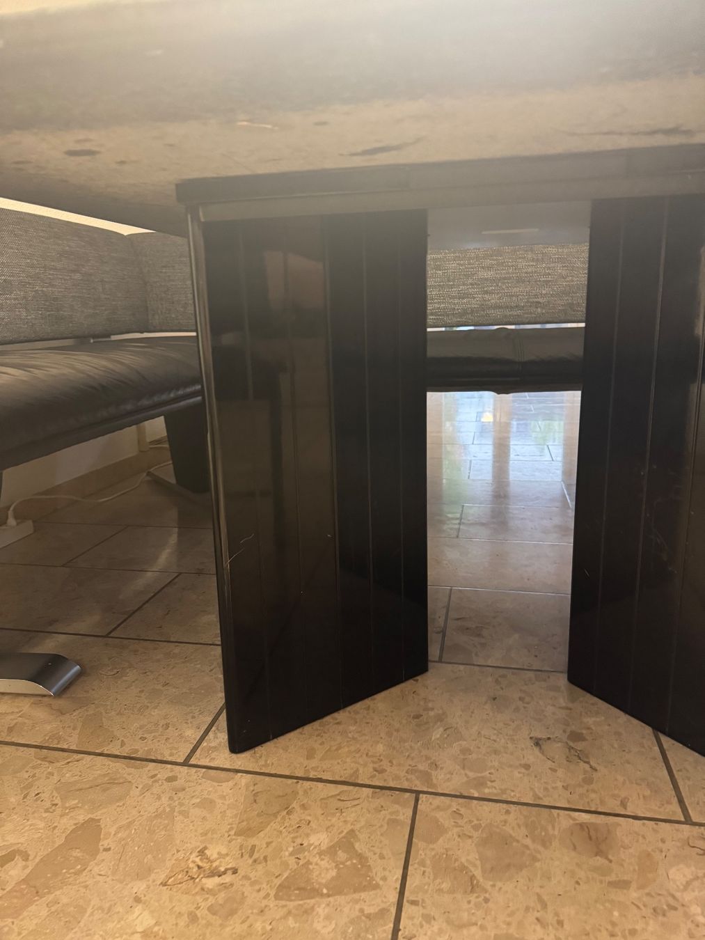 Musterring Set di tavolo e panche: Schwarzer Granittisch mit passender Eckbank – Usato da Stallikon venduto da Erom14 2