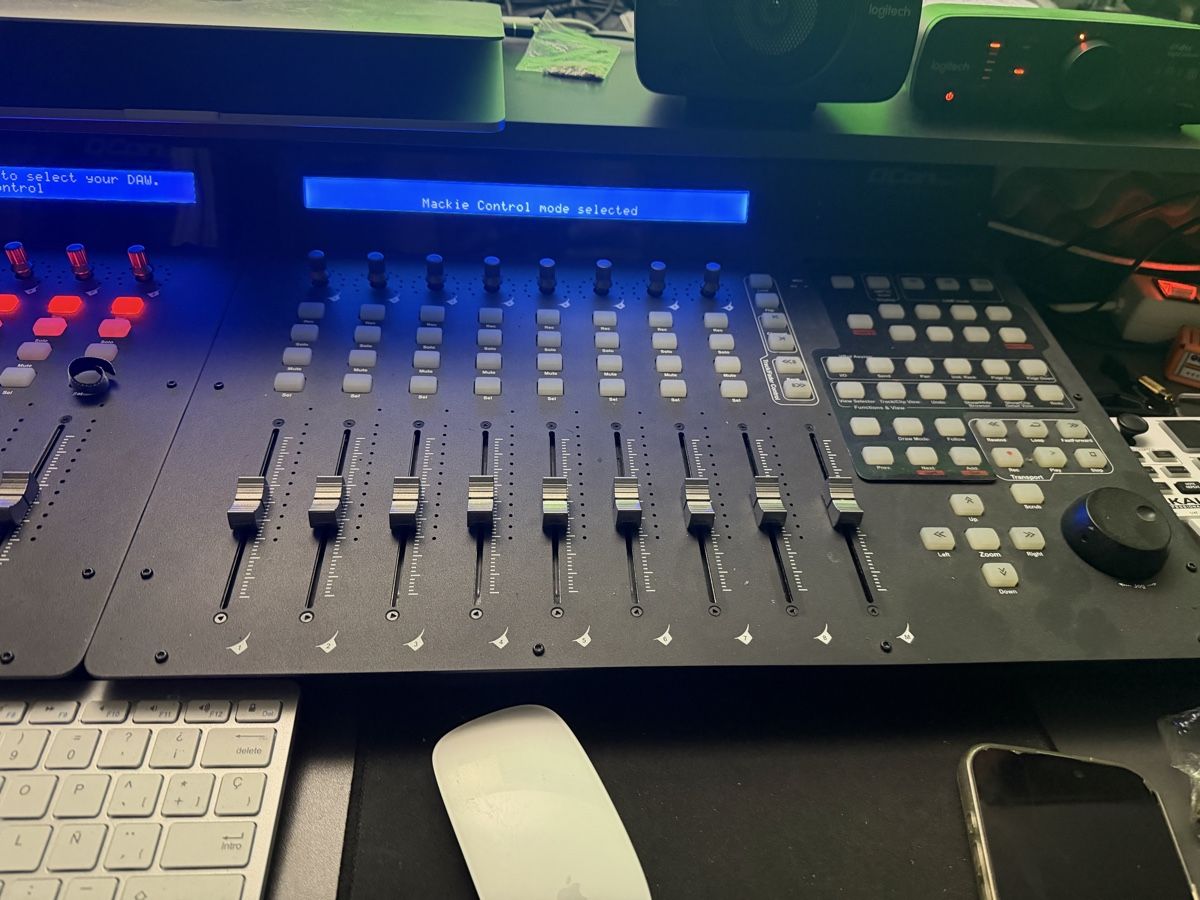 Icon Console di mixaggio: Icon qcon pro G2 + Ex – Usato da Corbeyrier venduto da ant_2r6l 4